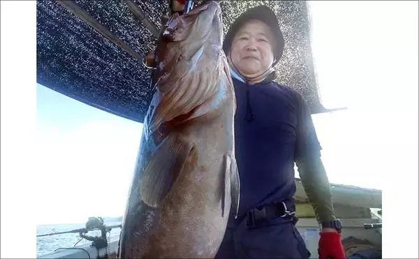 「平戸沖ジギングで高級根魚ハタ類が好反応！【船釣り最新情報6選・長崎／佐賀】」の画像