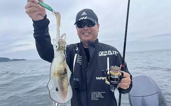 「「ボート釣りは自由が最高！」ティップランエギング・タイラバ・ジギングで多彩釣果【愛知】」の画像