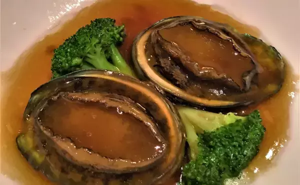 「アワビ密漁者に罰金50万円が課される　それでも「安すぎる」ワケとは？」の画像