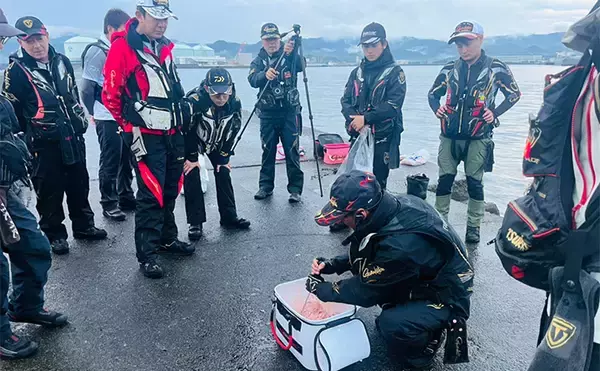 「波止フカセ釣り講座に参加してみた【大分】チヌに良型クロにマダイと多彩釣果に笑顔」の画像