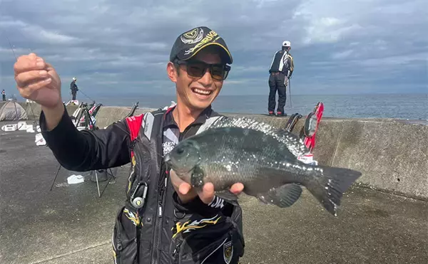 「波止フカセ釣り講座に参加してみた【大分】チヌに良型クロにマダイと多彩釣果に笑顔」の画像