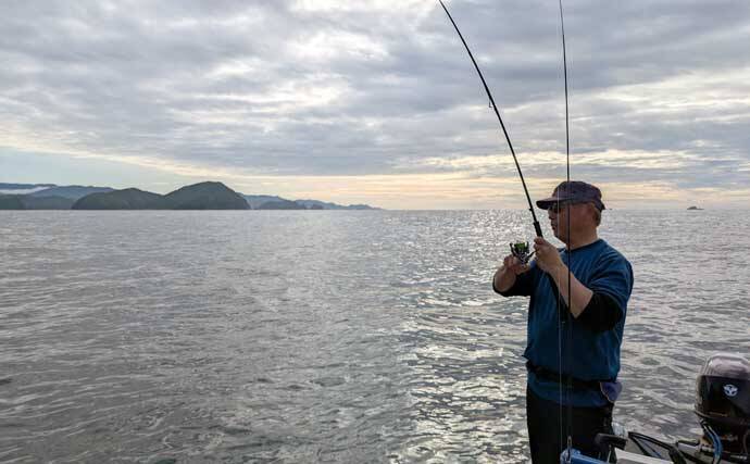 「1kg超え大型アオリイカ連発！」キャスティングエギングでシャロー攻略のコツを実釣解説【三重】