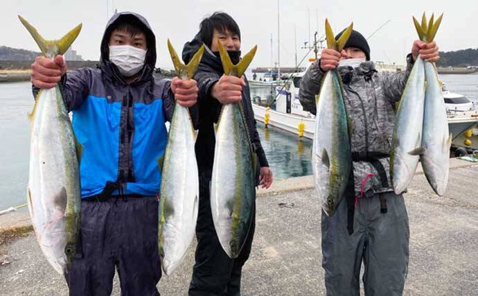 愛知 沖のルアー最新釣果 トンジギ便で本命ほか良型カツオが登場 22年2月5日 エキサイトニュース 愛知 沖のルアー最新釣果 トンジギ便で本命ほか良型カツオが登場 22年2月5日 エキサイトニュース