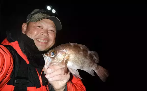 「堤防メバリングで28cmメバルを好捕【千葉・勝浦】 尺メバルを狙える条件とは？」の画像