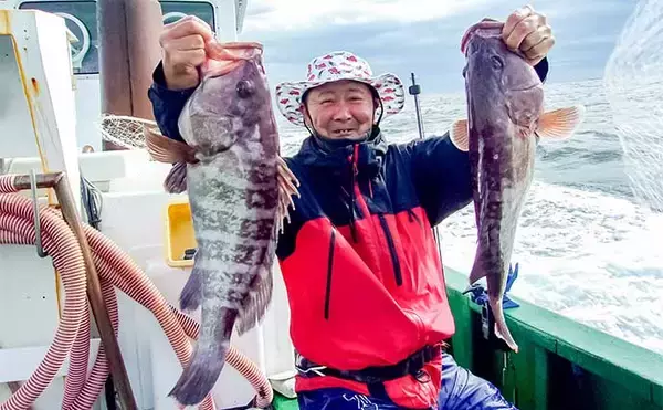 「「4kg級も浮上！」外房大原沖の泳がせ釣りで2kg級主体にマハタ全員安打【千葉】」の画像