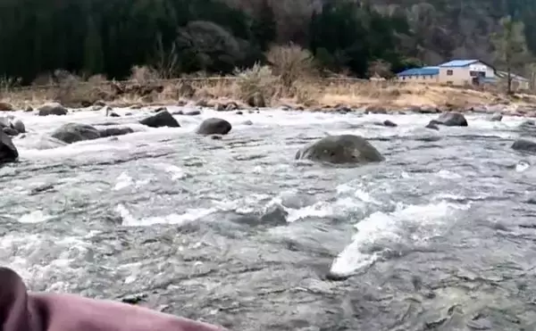 「長良川郡上漁協管内の渓流釣り場ガイド【岐阜】本流アマゴ好ポイント紹介」の画像