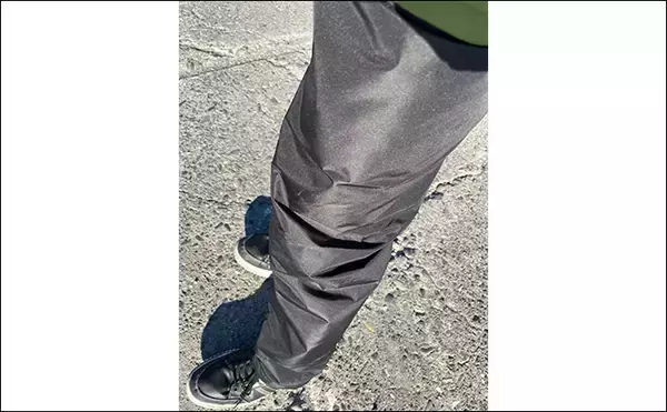 「寒波到来＆暴風の浜名湖でダイソージグサビキを投げてみた　ヒイラギ入れ掛かりの謎」の画像