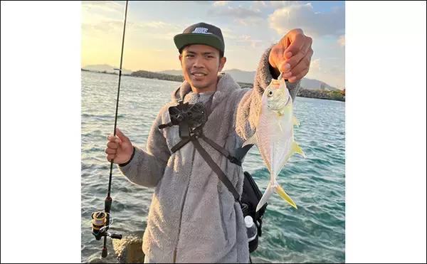 「秋のメッキゲームで良型が入れ食い！【和歌山・南紀白浜】ミノー＆ボトムワインドに好反応」の画像