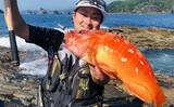 「宮崎の沖磯でルアー＆フカセ釣り満喫　ゲストに高級魚「アカヤガラ」も」の画像6