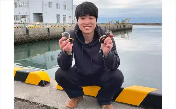 「潮干狩り＆花見デート満喫　効率的な探し方発見でアサリにハマグリ大漁」の画像