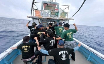 沖縄ティップラン遠征で無限連鎖！　船中15杯の好釣果に大興奮【沖縄】