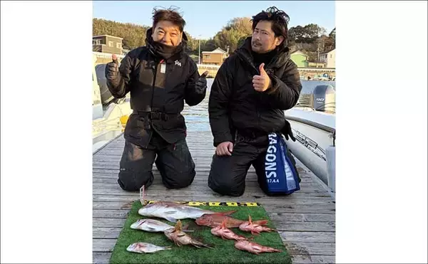 「【沖のルアー釣果速報】ナイトロックでメバル数釣りに成功！良型交じりで冬の根魚ゲーム満喫（愛知）」の画像