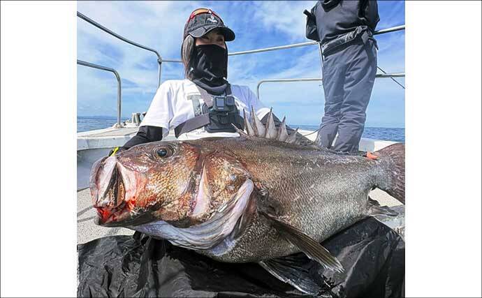 55.8kgのイシナギ浮上！スロージギングにヒット【沖のルアー釣果速報8選・三重】