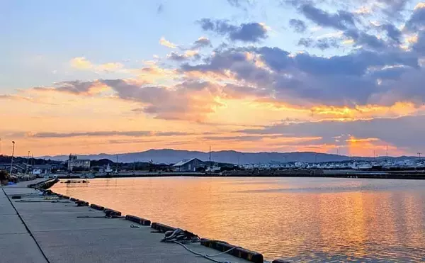 「冬の堤防ちょい投げ釣りで21cmに20cmと大型マハゼをキャッチ【石川・滝港マリーナ】」の画像