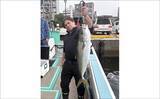 「【沖釣り釣果速報】落とし込み釣りで快挙！ヒラマサ106cm＆青物60尾超えの大爆発（福岡）」の画像2
