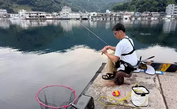 「のべ竿一本で堤防釣りを満喫【安良里漁港】メジナにアジなど10魚種をキャッチ」の画像