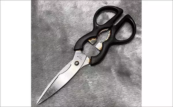 「東京湾テンヤタチウオ最新解説【現役船長直伝】アタリを出すための心得とは？」の画像