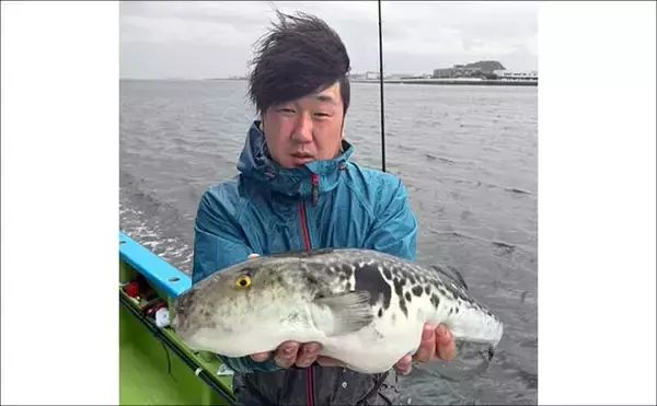 「「レジャー感覚でシーバス連発！」東京湾ルアーゲーム好調　関東エリアの【船釣り特選釣果８選】」の画像