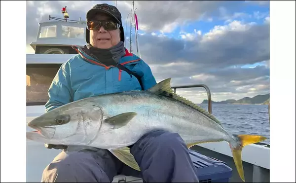 「「釣りの聖地」五島列島遠征ルアー釣行で11kgヒラマサ登場　キャスティングにヒット」の画像