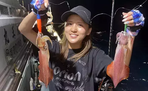 「【沖釣り釣果速報】玄界灘の夜焚きイカ釣りで釣る人三桁続出！良型・パラソル級も登場（福岡）」の画像