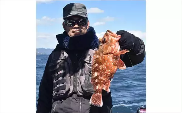 「中深海の根魚五目釣りで50cm級頭に良型ウッカリカサゴが連発【三重・なぎさ丸】」の画像