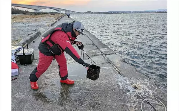 「急潮でも成立するウキダンゴ釣り　激流を攻略する「ツバメ返し」の理論と手順【静岡・浜名湖】」の画像