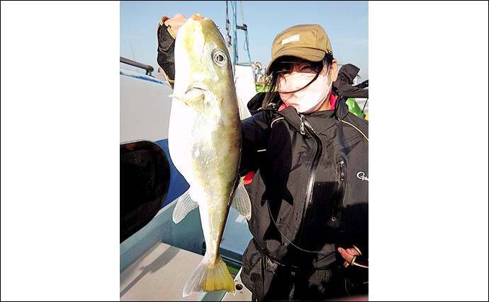 愛知でカワハギ＆フグ釣りを満喫　刺身＆唐揚げで贅沢食卓に