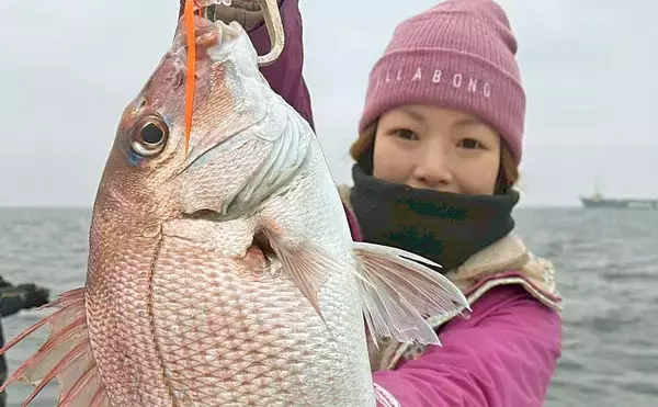 タイラバ＆SLJのオフショアルアー釣行でマダイにイトヨリなど多彩釣果【福岡・MOANA】