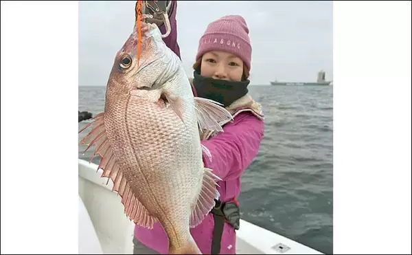 「タイラバ＆SLJのオフショアルアー釣行でマダイにイトヨリなど多彩釣果【福岡・MOANA】」の画像