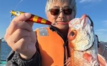 【沖釣り釣果速報】中深海釣りで赤い宝石アカムツ確保！アマダイ＆オニカサゴも連発（北陸）