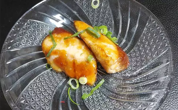 釣った魚で作る「定番和食」レシピ：ヤズの治部（じぶ）煮　とろみが決め手