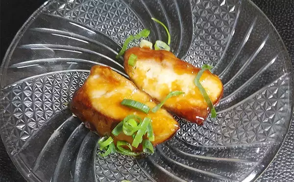 「釣った魚で作る「定番和食」レシピ：ヤズの治部（じぶ）煮　とろみが決め手」の画像