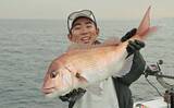 「相模湾の沖五目釣りでアジ11～39尾に2.4kgマダイ手中【洋征丸】カンパチ・マハタ・クロムツも登場」の画像1