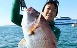 「【沖釣り釣果速報】島原沖のタイラバでガツンとヒット！70cm超えマダイ浮上（大分・熊本）」の画像1
