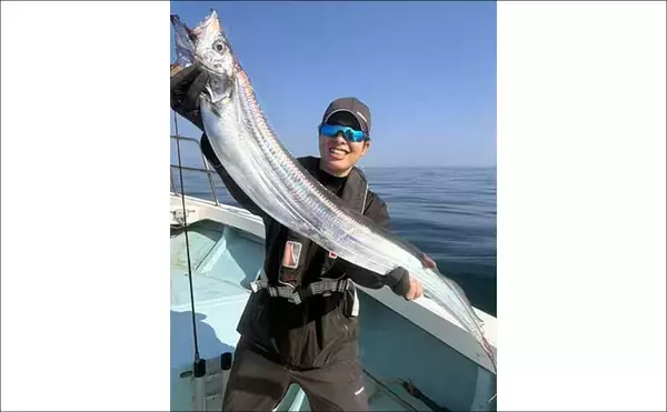 「【沖釣り釣果速報】島原沖のタイラバでガツンとヒット！70cm超えマダイ浮上（大分・熊本）」の画像