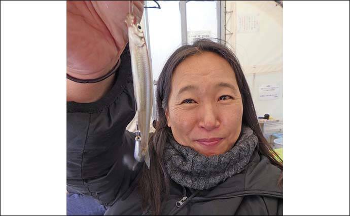 「寒風知らずの快適空間」ドーム船で12年ぶりのワカサギ釣り満喫【神奈川・相模湖】