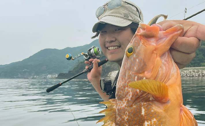 スイミングゲームでキジハタ釣り 43cm頭に一人匹超の数釣り満喫 22年7月11日 エキサイトニュース スイミングゲームでキジハタ釣り 43cm頭に一人匹超の数釣り満喫 22年7月11日 エキサイトニュース