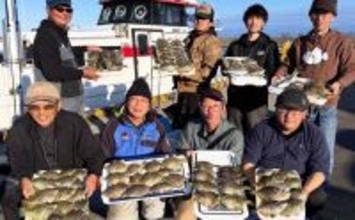 【沖釣り釣果速報】Wヒット連発！富山沖の船カワハギ釣りで肝パンサイズ続出（北陸）