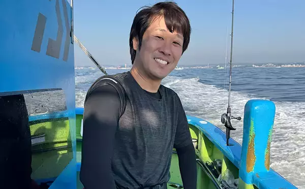 「東京湾テンヤタチウオ釣行で「ドラゴン級」ヒット！【一之瀬丸】誘いの精度が上がるシャツも検証」の画像