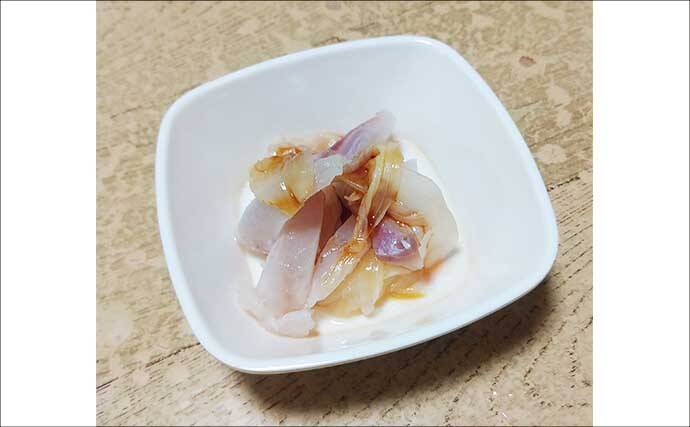釣魚で作る「酢を使った健康」レシピ：アラカブの酢洗い　市販のガリと一緒に