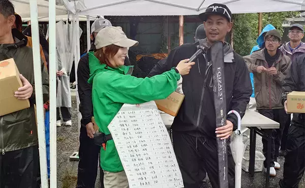 「五ヶ所湾ボートエギング大会に参戦【三重】ウネリに苦戦も優勝者はアオリ11杯」の画像