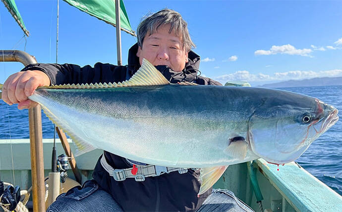 「10kg超えブリが続々！」上越沖ジギングで腹パン寒ブリをキャッチ【こうゆう丸】