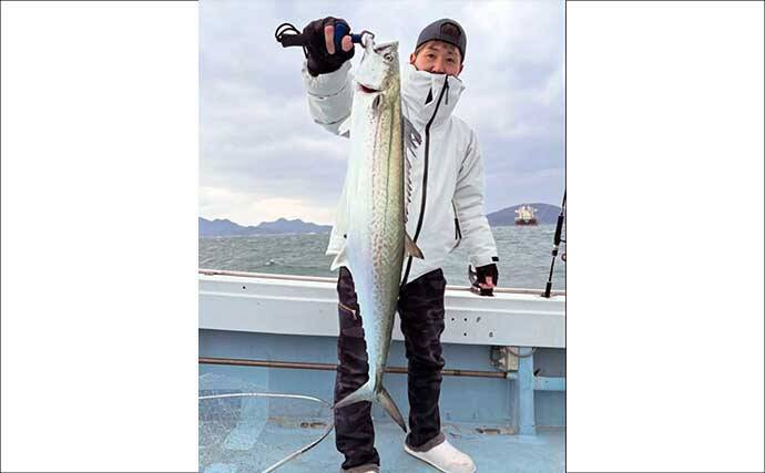 【沖のルアー釣果速報】博多湾のブレードジギングで4kg級サワラ浮上！今後もチャンスあり（福岡）