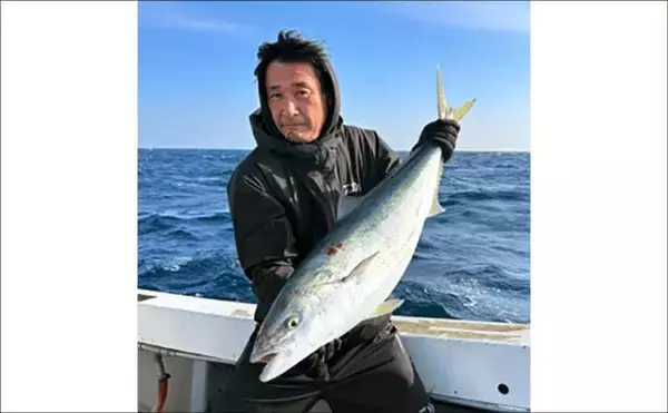 「【沖のルアー釣果速報】SLJ＆ブレードジギングで大型アコウ手中！高級根魚が多数ヒット（九州）」の画像