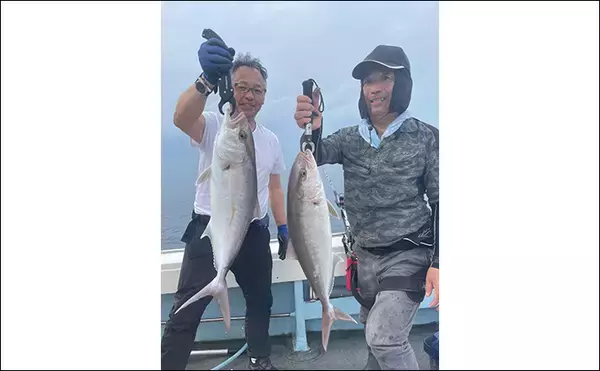 「【釣果速報】落とし込み釣りでブリにヒラメにサワラに根魚と多彩（福岡）」の画像