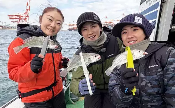 「女子プロゴルファーが船釣りに挑戦！ 」アジ＆イシモチを釣って調理も満喫【東京湾・金沢八景】
