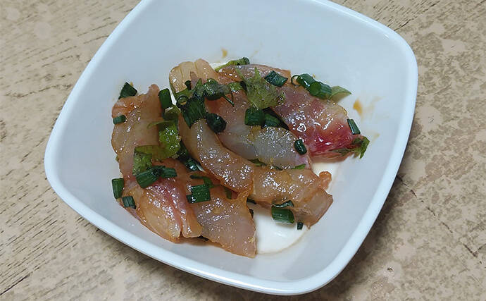 釣魚で作る「焼酎お湯割りに合う」レシピ：春グロの香味野菜和え　青じそを効かせて