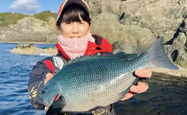 「磯フカセ釣りで美味な「オキアジ」をキャッチ【大分】本命クロも連打成功」の画像