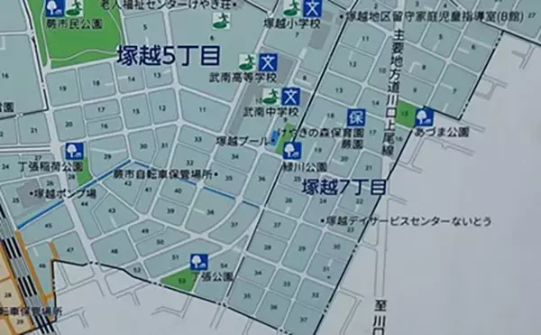 「日本一小さい「蕨」市の唯一の釣り堀『つかプーフィッシング』で鯉とニジマス釣りを堪能」の画像