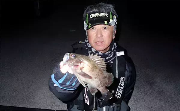夜の堤防での電気ウキ釣りでメバル2桁釣果！【熊本】調子は右肩上がりか
